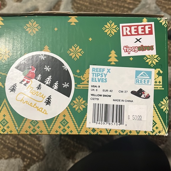 REEF x Tipsy Elves Yellow Snow Reef Slippers - Picture 7 of 11